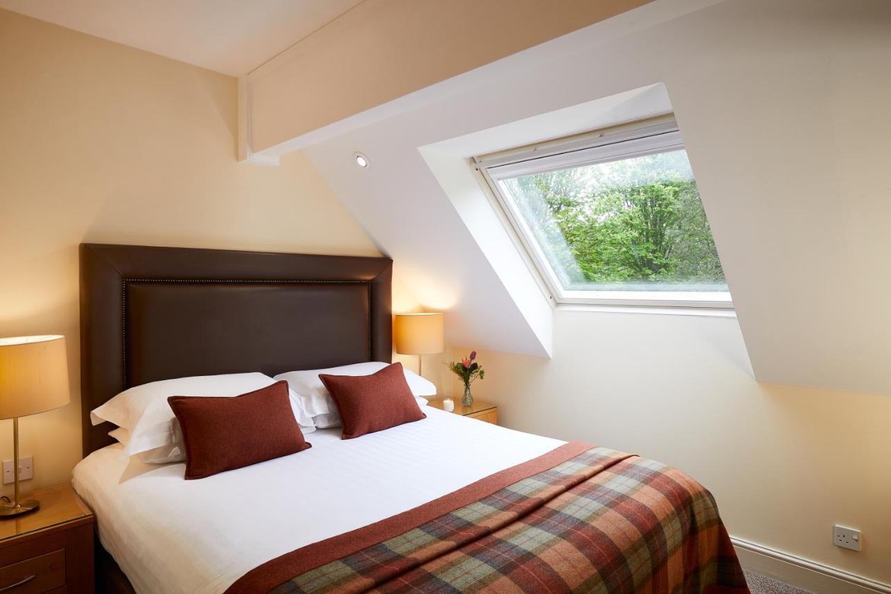 Macdonald Elmers Court Resort Lymington Buitenkant foto