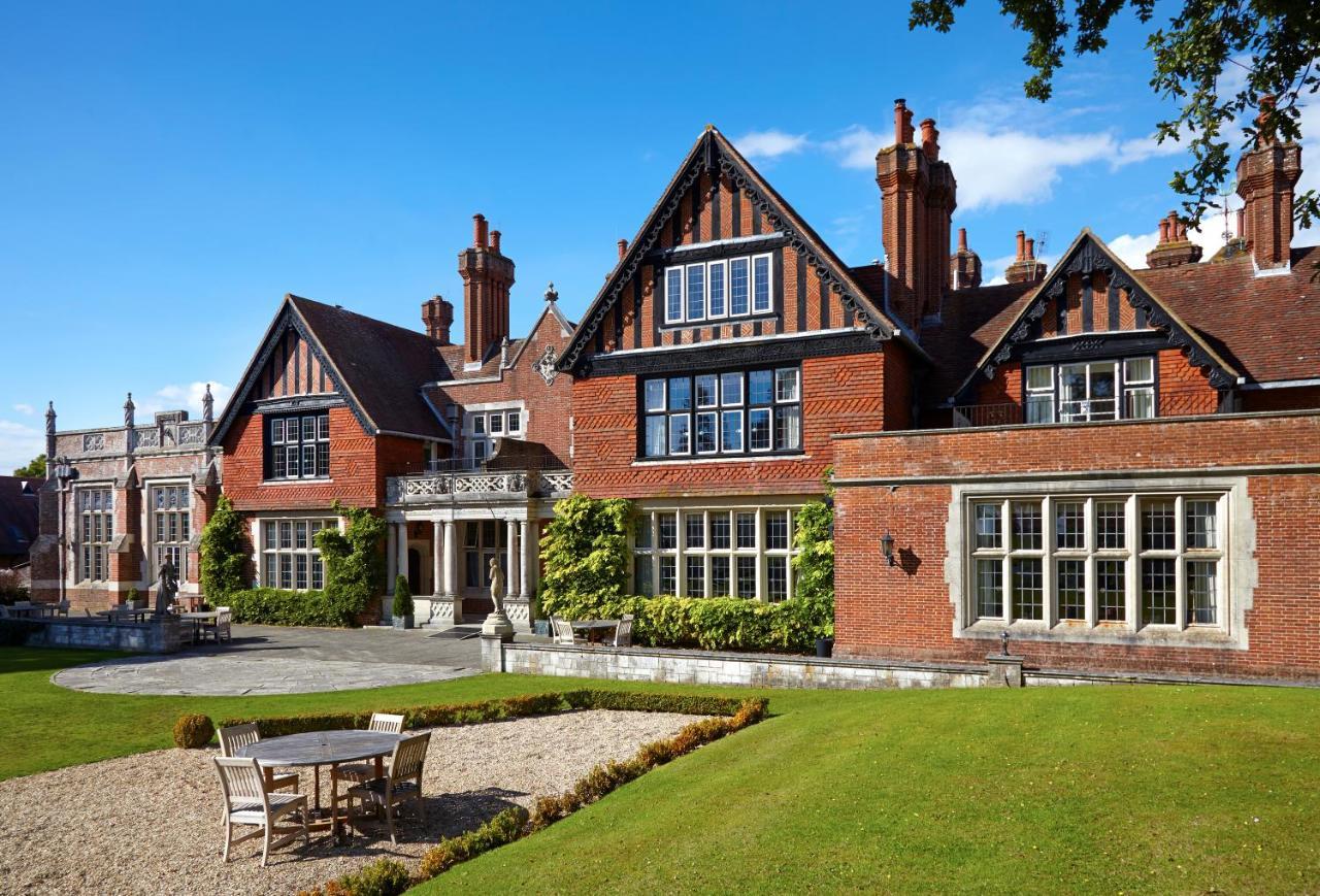Macdonald Elmers Court Resort Lymington Buitenkant foto